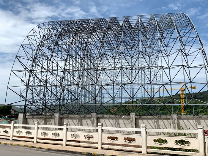 宁夏山寨矿储煤棚网架
